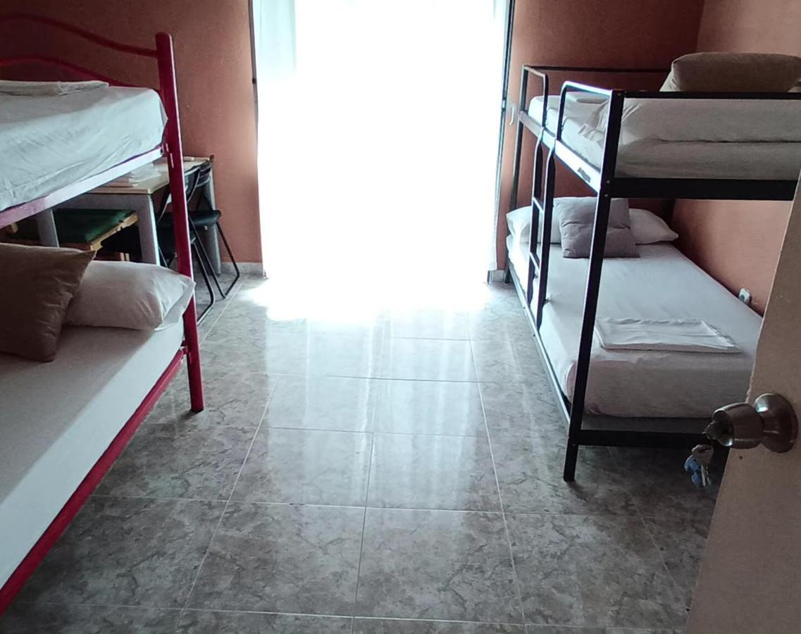 La Maestranza Apartment Rooms Σεβίλλη Εξωτερικό φωτογραφία